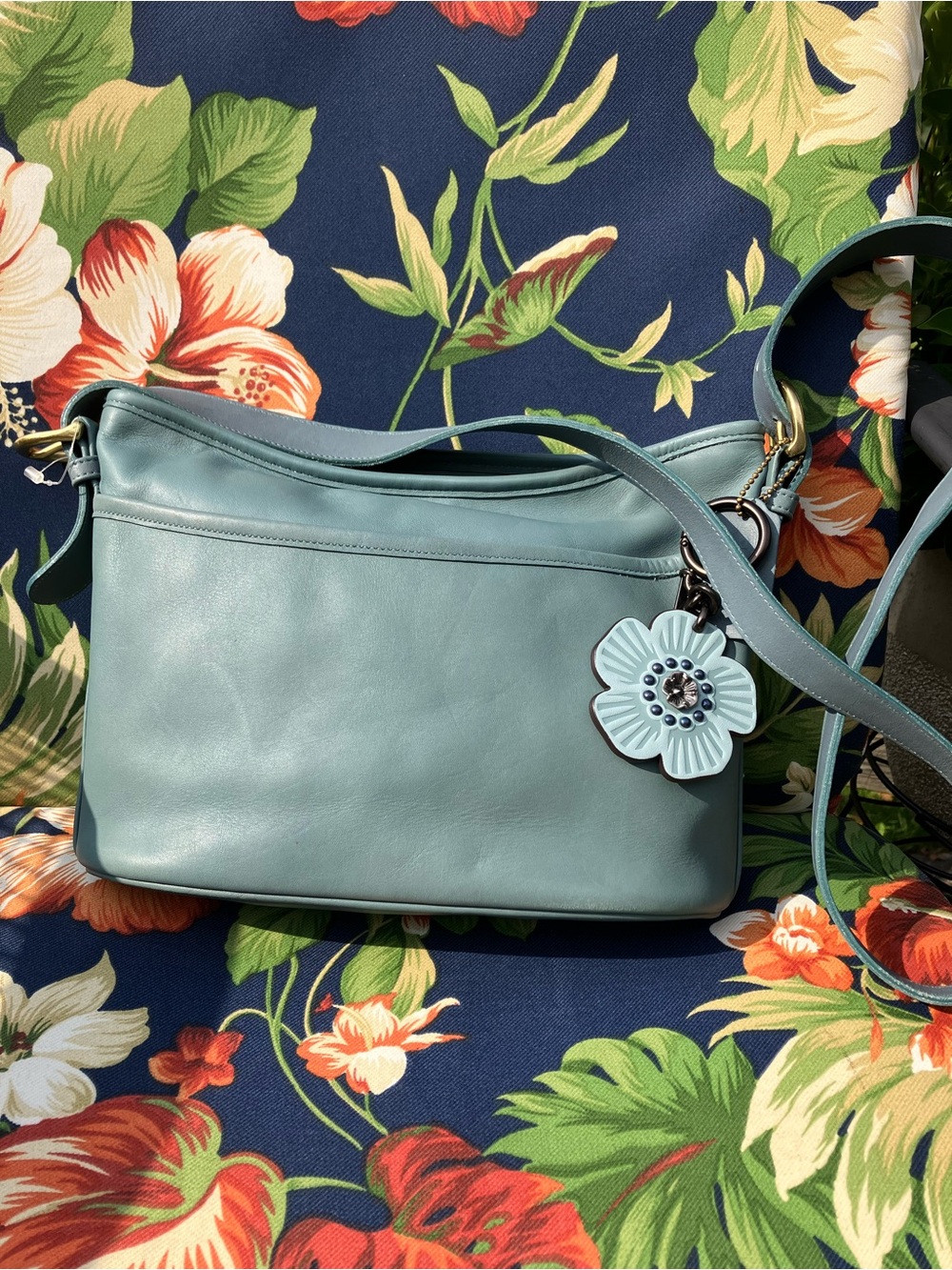 Vintage COACH #4143 "Worth Bag" Light Blue/Teal Leather Crossbody Bag RARE COLOR